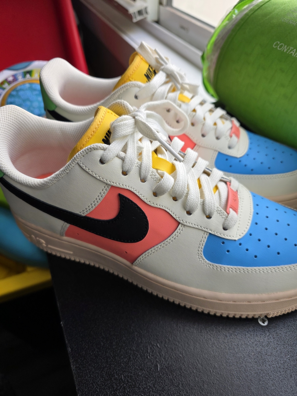 Nike Multicolor Air Force 1 Low Sneakers Women's 9 - Picture 3 of 4